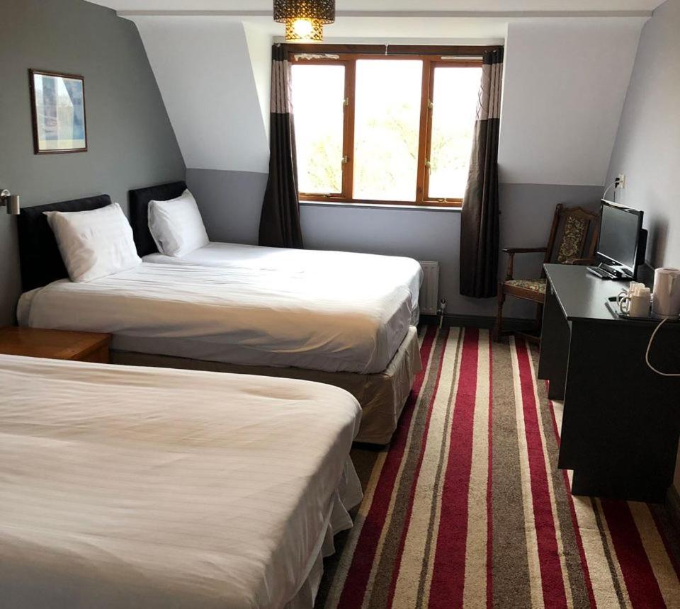 The Airman Hotel Shefford エクステリア 写真